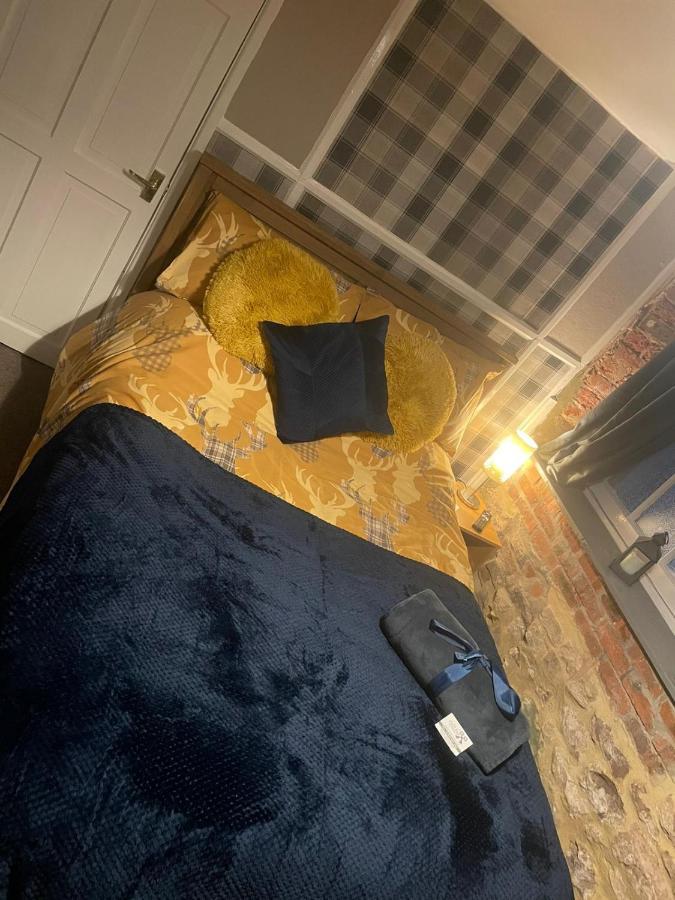 Crosskeys Inn Guest Rooms In Wye Valley Goodrich エクステリア 写真