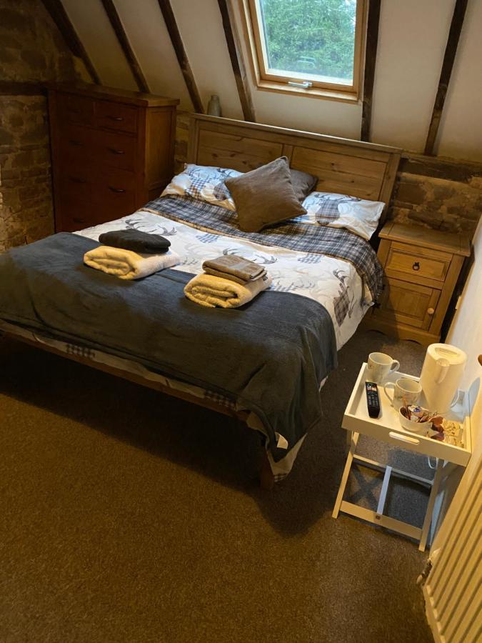 Crosskeys Inn Guest Rooms In Wye Valley Goodrich エクステリア 写真