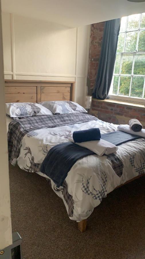 Crosskeys Inn Guest Rooms In Wye Valley Goodrich エクステリア 写真